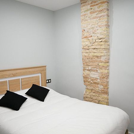 Espacioso Apartamento En El Centro De Pamplona Exterior photo